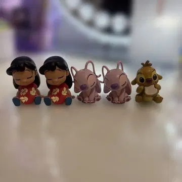 어깨 쿵 fig 릴로 앤 스티치 릴로 엔젤 루벤 세미 컴프