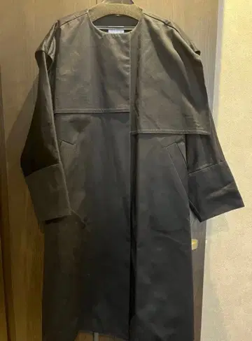 새상품급 eLLa 코트 네이비