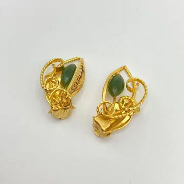 귀찌 유품 정리 미니멀리스트 앤티크 빈티지 색석 골드 컬러