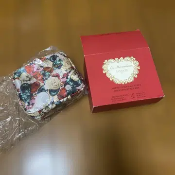 라뒤레 코프레 파우치