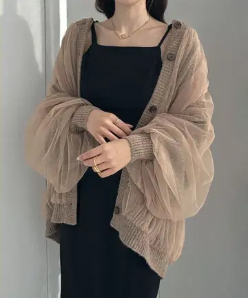 볼륨 튤 니트 가디건 Louere