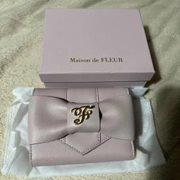 Maison de FLEUR 리본 접이식 지갑 핑크