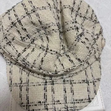 PROPORTION 아이보리 계열 체크 헌팅 캡