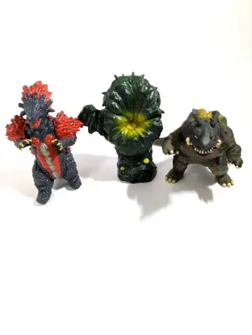 HG 울트라 괴수 3체 피규어