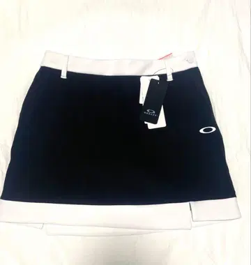 새상품 오클리 골프 스커트