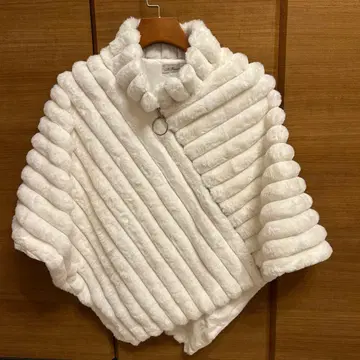 미사용 새상품 화이트 판초 프리 사이즈