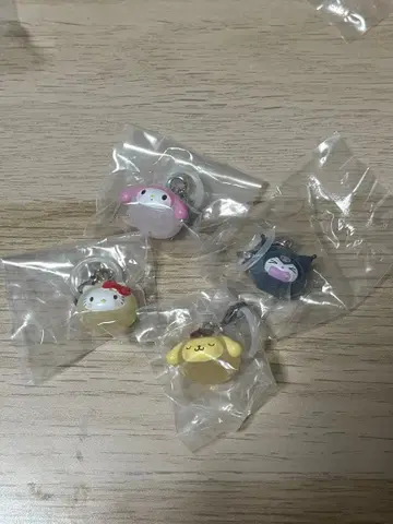 산리오 나리키리만 메지루시 액세서리