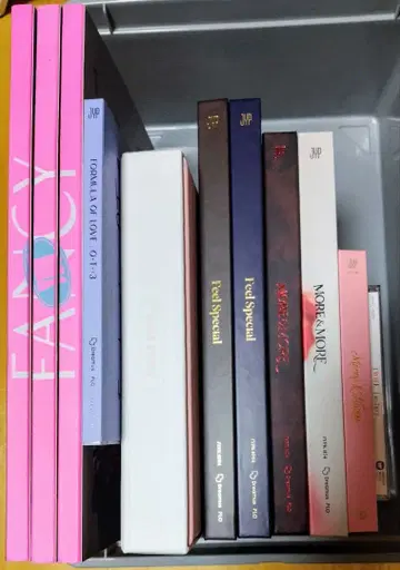 TWICE 앨범 세트 (혜택 포함)