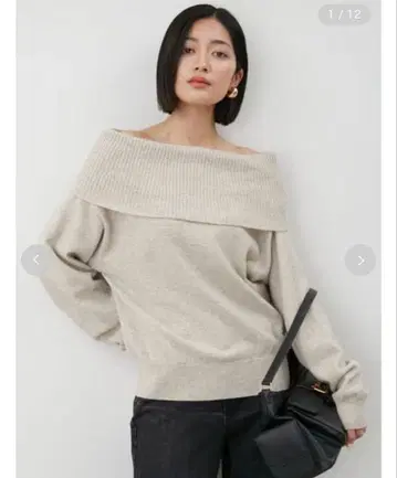 Mila Owen 퓨어 울 루즈 2way 오프숄더 니트