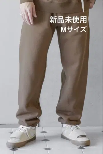 나노 유니버스 미사용 새상품 라이트웨이트 에어 플리스 팬츠 (브라운/M)