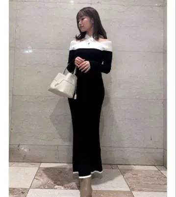 snidel 스나이델 프론트 크로스 니트 원피스