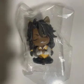 어깨 쿵 Fig. 트위스테 레오나 킹스칼라 사바나 클로