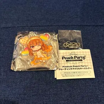 컬러풀 피치 트레이딩 아크릴 키링 (에토)