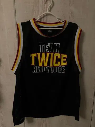 TWICE SANA 12 유니폼