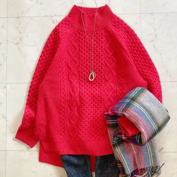 새상품급 그린 라벨 릴랙싱 해밀턴 아란 와이드 하이넥 니트 빨간색