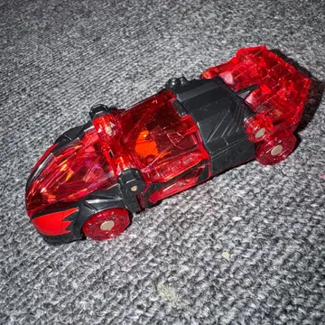 빨간색 스포츠카 마신 마신 마카