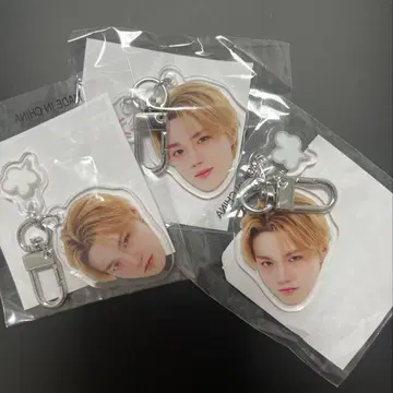 TREASURE 도영 얼굴 아크릴 키링 LOVE PULSE