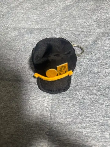 죠죠의 모자 키링 THE JOJO WORLD 죠죠 월드