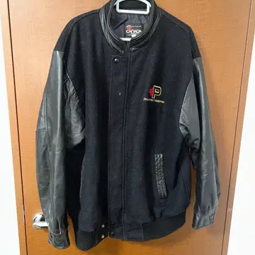 울 가죽 바시티 자켓 블랙