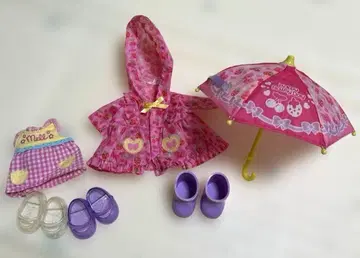 멜짱 옷 갈아입기 의류 딸기 무늬 레인코트 세트