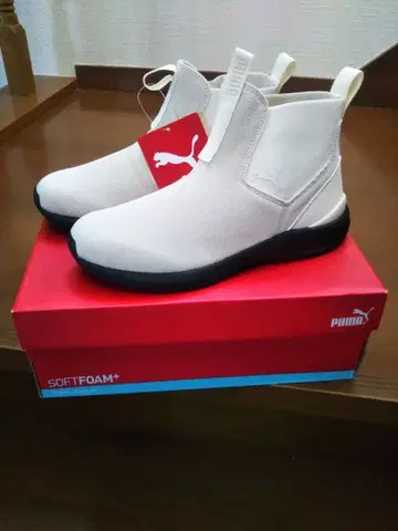 [하이컷] PUMA 푸마 SOFTAOM+ 스니커즈 부츠 화이트