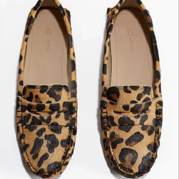H&M 가죽 송치 레오파드 무늬 로퍼 24.5cm 새상품