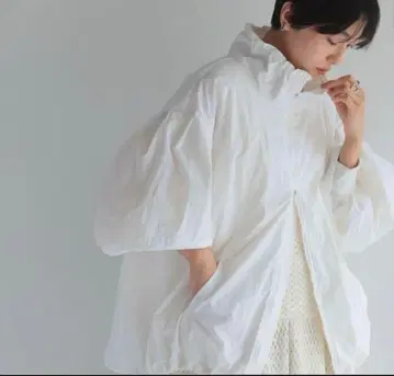 CHIGNON 시뇽 볼륨 윈드브레이커 미사용 새상품