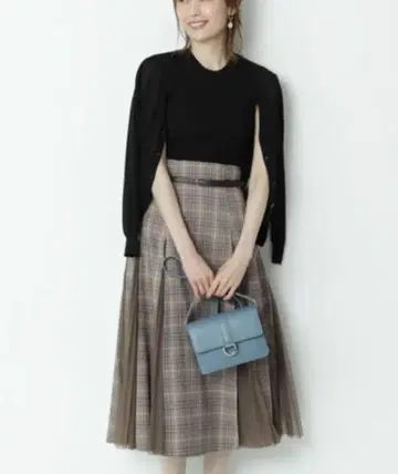 아푸와이저 리셰 배색 플리츠 체크 스커트