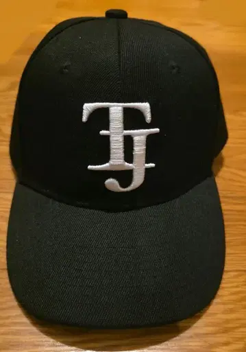 TravisJapan 캡 VIIsual 2025 투어 트라자