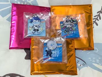 나침반 시크파 아크릴 참 스탠드 묶음 판매 3개