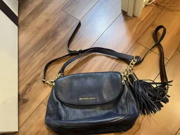 MICHAEL KORS 네이비 숄더백