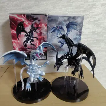 유희왕 레드 아이즈 블루아이즈 피규어