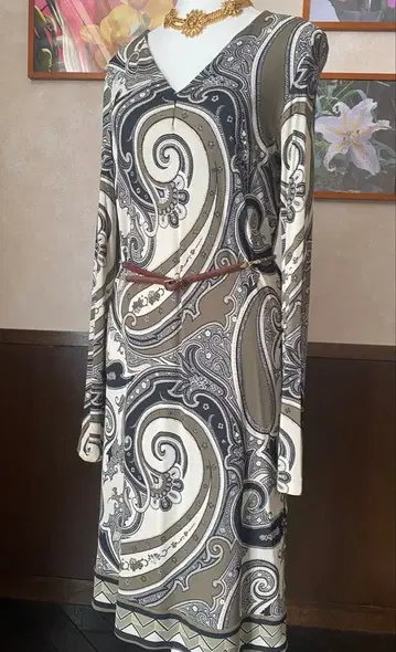 ETRO 에트로 긴팔 무릎 기장 원피스 페이즐리 무늬