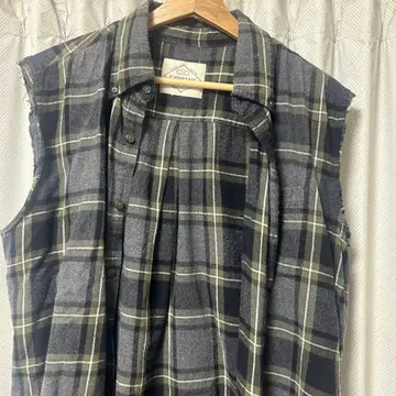 체크 무늬 슬리브리스 베스트 그레이 블랙