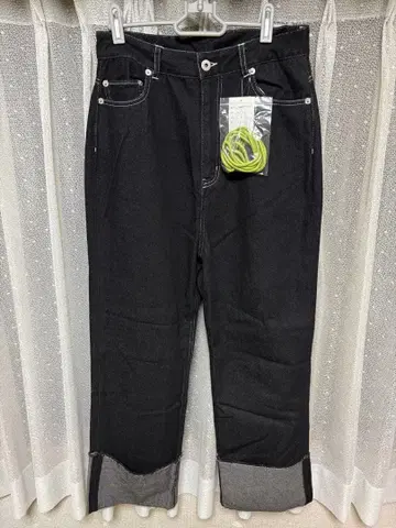 [ 미사용 새상품 ] 배색 로프 벨트 데님 팬츠