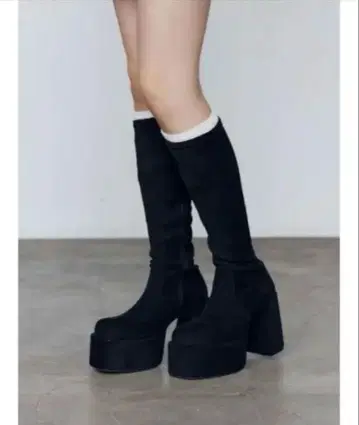 EMODA 에모다 벌키 플랜핏 부츠 M 사이즈