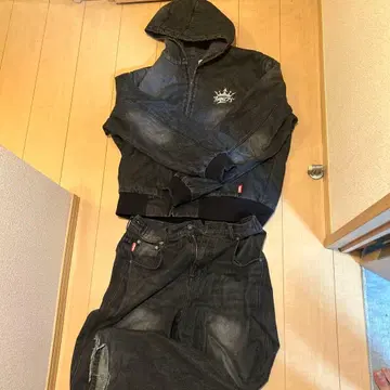 NINCH 후드 부착 데님 자켓