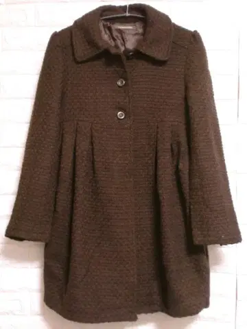 진한 브라운 M 사이즈 두꺼운 원단 디자인 코트 A라인