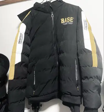 BASE 후드 부착 다운 자켓 블랙/노랑