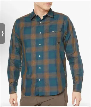 파란색과 브라운 체크 무늬 긴팔 셔츠