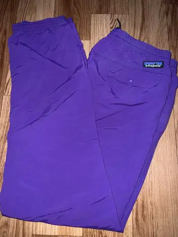 레어 patagonia 보라색 M 사이즈 조거 팬츠