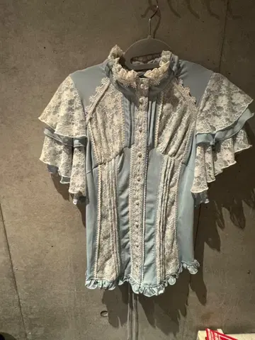 OZZ ONESTE 르네상스 로즈 블라우스