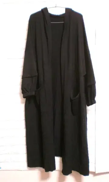 새상품급 후드 부착 롱 니트 코트 122cm 엠보싱 디자인