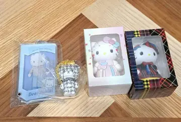 산리오 헬로키티 시크릿 마스코트 참 벌스데이 인형