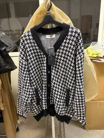 ADRER 엑스트라 벌룬 슬리브 돌먼 오버 가디건