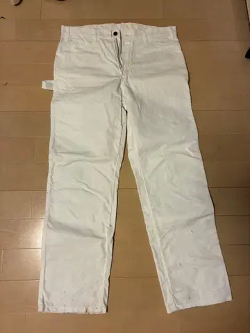 화이트 카고 팬츠 4 포켓 얼룩 있음