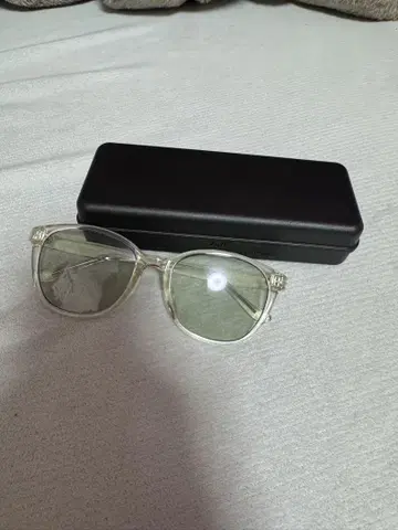 Zoff 클리어 프레임 스퀘어 안경