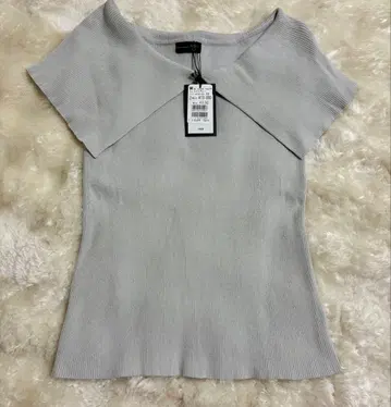 미사용 새상품 Aga 야마다야 비비드 컬러 리브 니트 상의 라이트 그레이