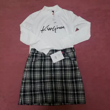 L 사이즈 KissGreen 긴팔 상의와 체크 스커트 세트