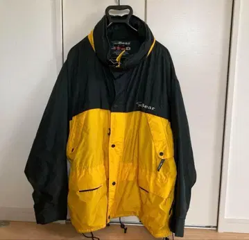 Bear 나일론 자켓 블랙/옐로우 컬러